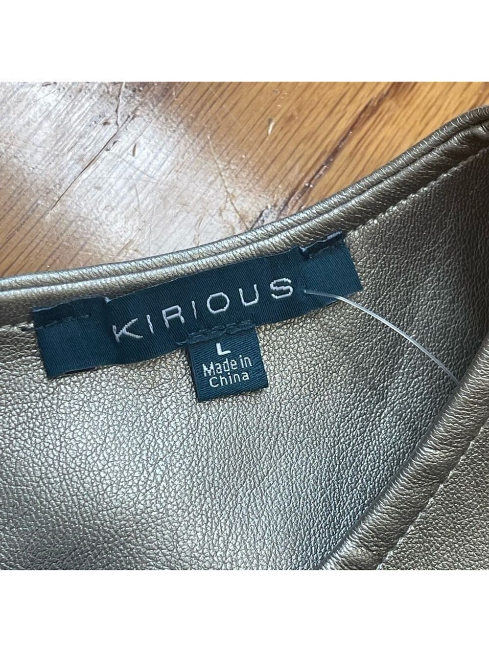 Kirious Women's Metallic Faux Leather Crop Top Trendy silver Sz L - Picture 4 of 11